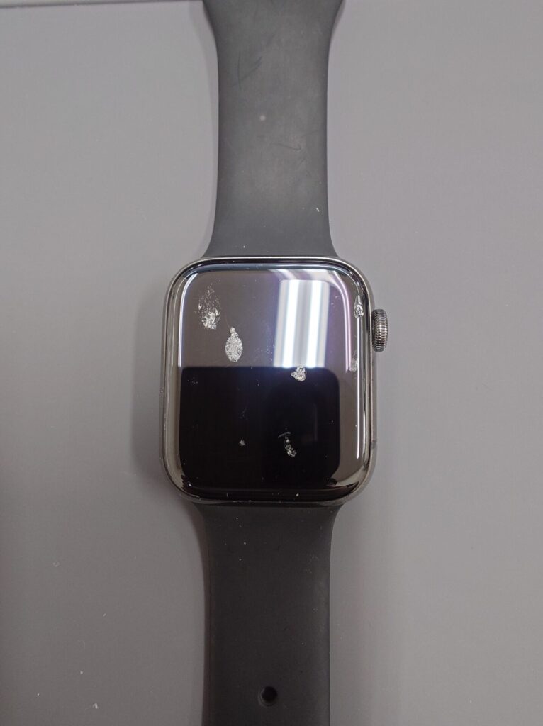 現在の画像に代替テキストがありません。ファイル名: Applewatch.jpg