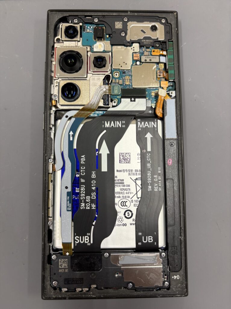 現在の画像に代替テキストがありません。ファイル名: Galaxy-S24ultra-バッテリー交換.jpeg