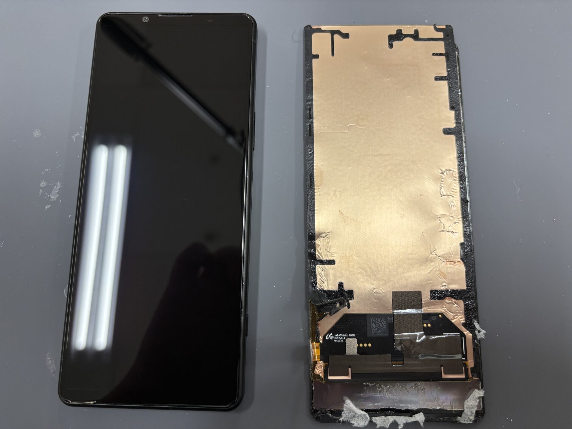 内灘町鶴ケ丘でXperia 1 Vの画面修理｜画面割れ・表示不良・タッチ不良
