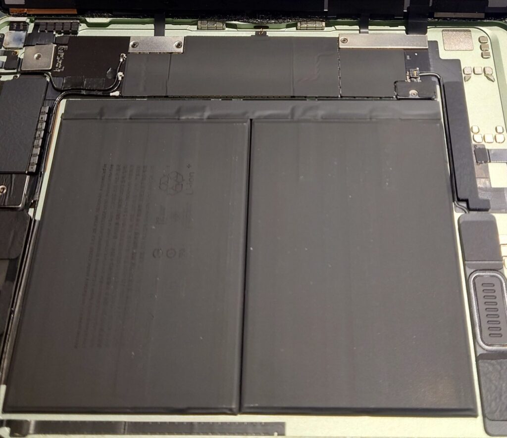 現在の画像に代替テキストがありません。ファイル名: iPadAir4.jpg