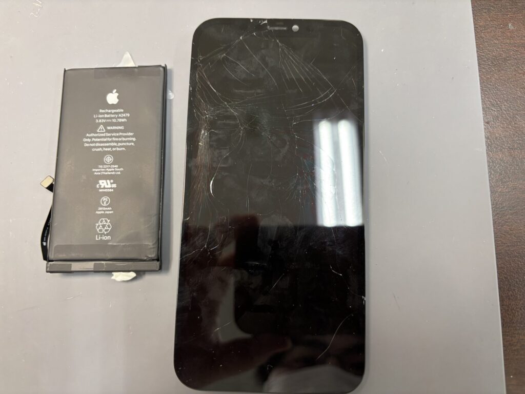 現在の画像に代替テキストがありません。ファイル名: iPhone12-即日-1.jpeg