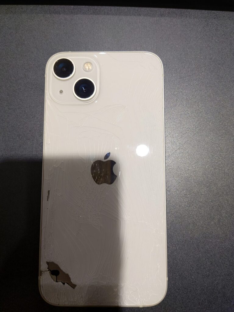 現在の画像に代替テキストがありません。ファイル名: iPhone13.jpg