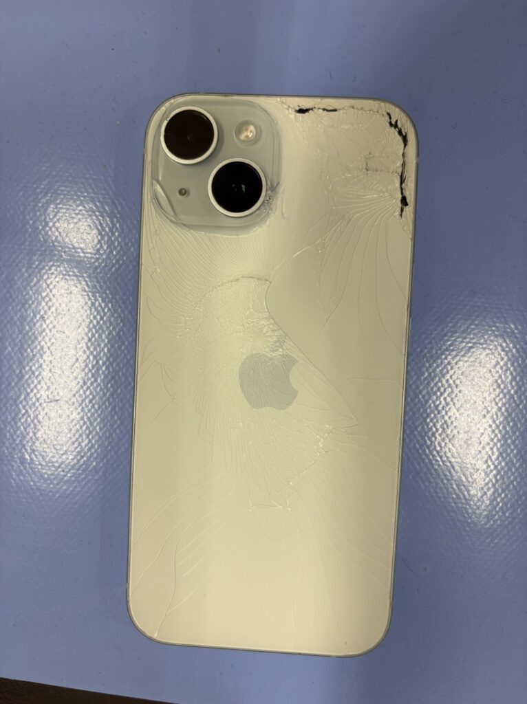 現在の画像に代替テキストがありません。ファイル名: iPhone15.jpeg