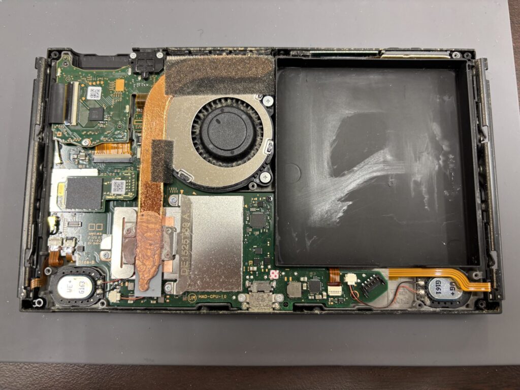現在の画像に代替テキストがありません。ファイル名: switch バッテリー交換.jpeg