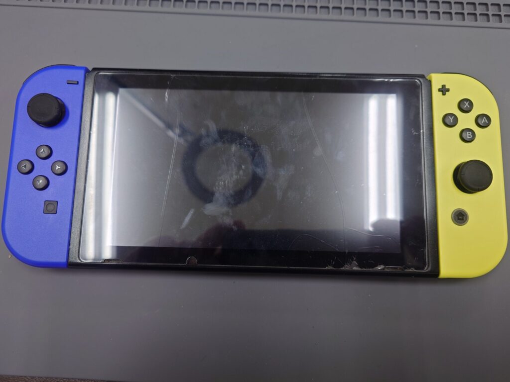現在の画像に代替テキストがありません。ファイル名: switch-起動しない-1.jpg